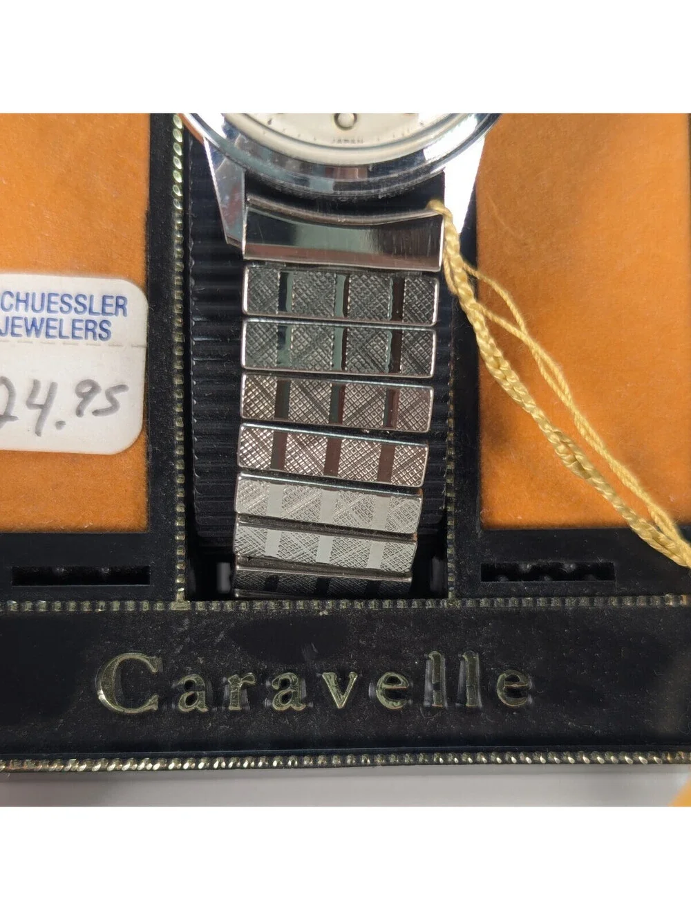 1974 Caravelle Bulova 41162 7J Mechanical Watch NOS Box Tags Running 31mm